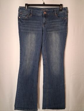 Maurices Women’s Size 13/14 Long Bootcut Jeans Medium Wash Stretch Denim